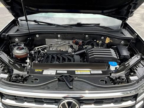 Used 2023 Volkswagen Atlas SE AWD/4WD image 34