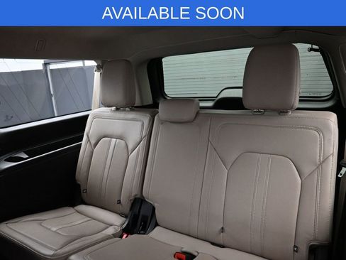 Used 2024 Ford Expedition Max Limited image 34