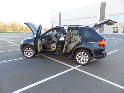 Used 2013 BMW X5 xDrive35i image 10