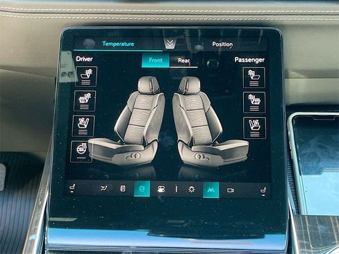 New 2026 Cadillac Escalade ESV Luxury w/ LPO, Radiant Package image 21