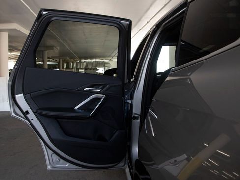 Certified 2025 BMW X1 xDrive28i w/ Technology Package image 19