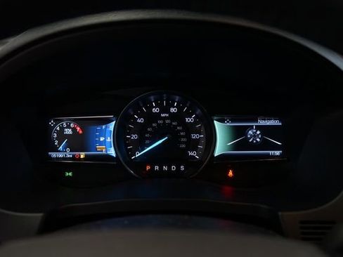 Used 2017 Ford Explorer XLT w/ Equipment Group 202A image 21