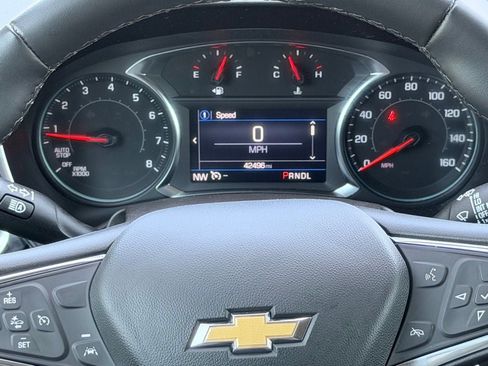 Used 2024 Chevrolet Equinox LT image 18