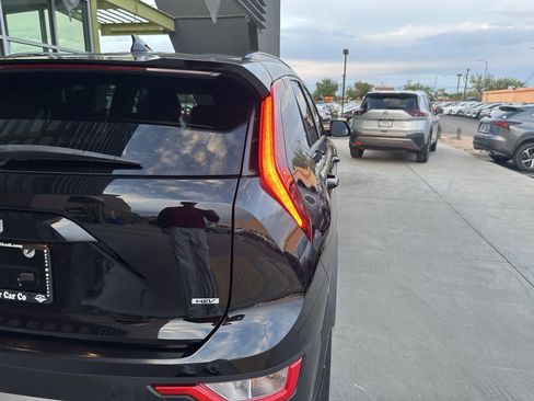 Used 2024 Kia Niro EX image 14