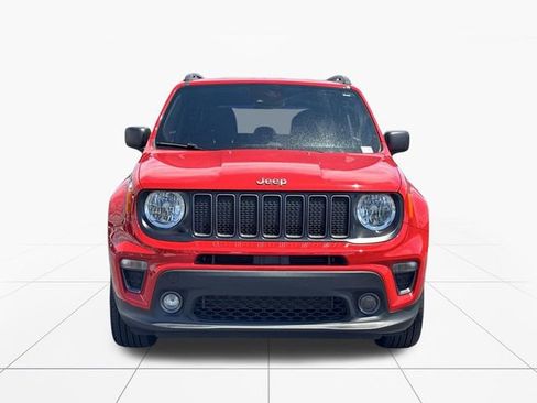 Used 2021 Jeep Renegade Latitude w/ Convenience Group AWD/4WD image 9