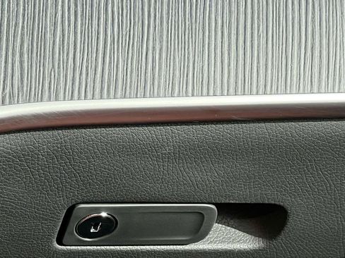 Certified 2023 Mercedes-Benz GLC 300 4MATIC image 18