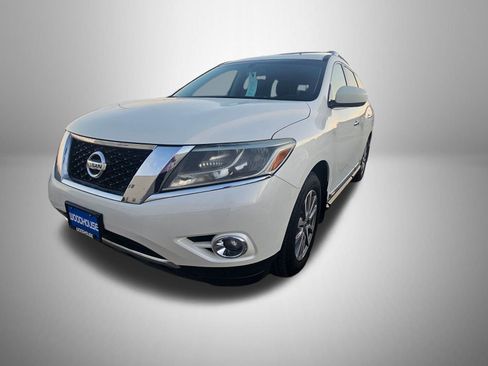Used 2015 Nissan Pathfinder SL w/ SL Premium Package image 1