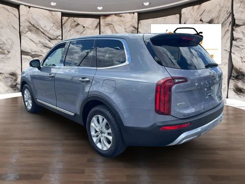 Used 2020 Kia Telluride LX AWD/4WD image 7