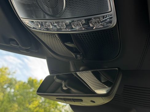 Used 2020 Mercedes-Benz Maybach S 650 image 40