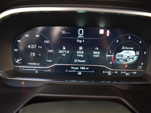 Used 2023 GMC Yukon XL SLT image 66