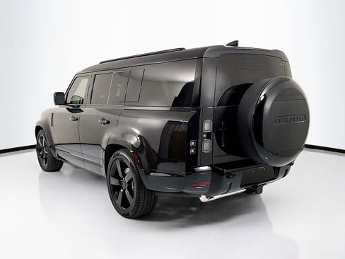 New 2026 Land Rover Defender 130 X-Dynamic SE AWD/4WD image 7