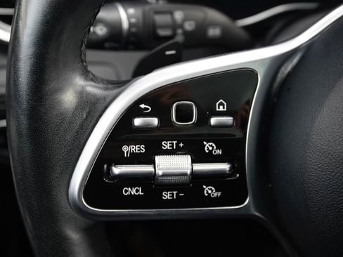 Used 2021 Mercedes-Benz GLC 300 4MATIC image 49