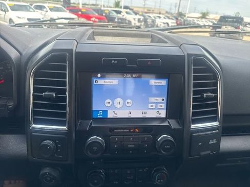 Used 2017 Ford F150 XLT w/ Equipment Group 302A Luxury AWD/4WD image 13