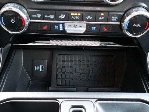 Used 2023 Ford F150 Lariat w/ Equipment Group 502A High image 10