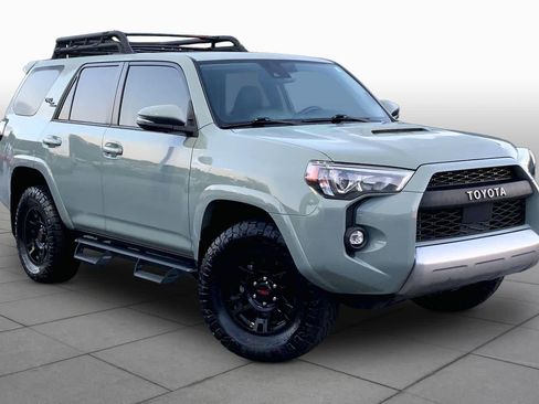 Used 2023 Toyota 4Runner TRD Off-Road Premium w/ Moonroof Package AWD/4WD image 3