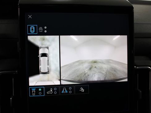 Used 2025 GMC Yukon Denali AWD/4WD image 37