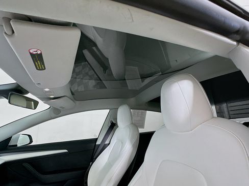 Used 2022 Tesla Model 3 Long Range AWD/4WD image 24