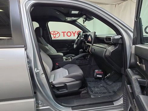 Used 2024 Toyota Tacoma TRD Off-Road image 12