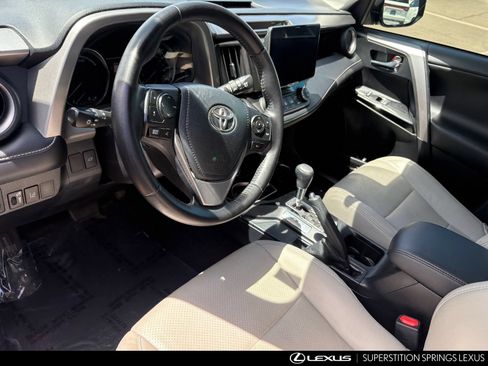 Used 2016 Toyota RAV4 Limited w/ Advanced Technology Package AWD/4WD image 10