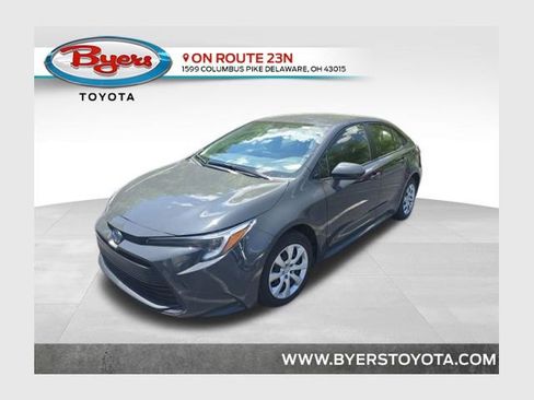 Used 2025 Toyota Corolla LE FWD image 1