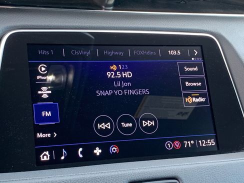 Used 2023 Cadillac XT4 Premium Luxury w/ Cold Weather Package image 21