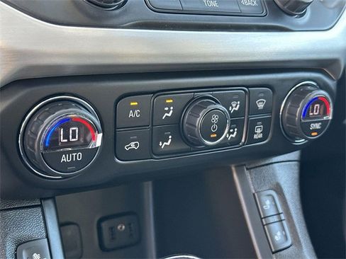 Used 2019 GMC Acadia SLT image 42