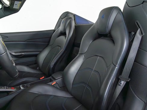 Used 2019 Ferrari 488 Spider image 34