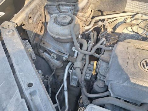 Used 2019 Volkswagen Atlas S image 4