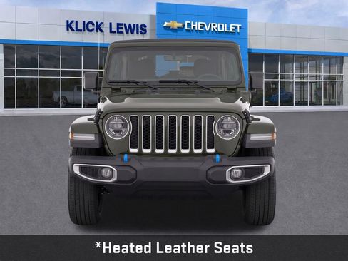 Used 2023 Jeep Wrangler Unlimited Sahara w/ Cold Weather Group AWD/4WD image 2