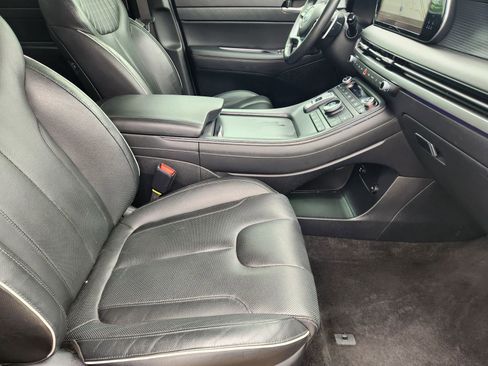 Used 2024 Hyundai Palisade Limited FWD image 14