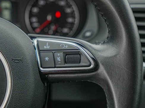 Used 2018 Audi Q3 2.0T Premium image 14