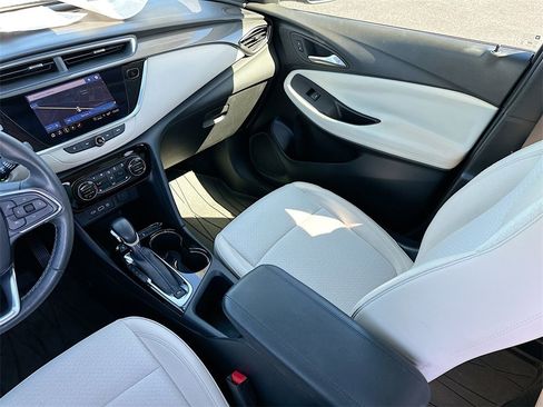 Certified 2022 Buick Encore GX Select w/ Advanced Technology Package image 23