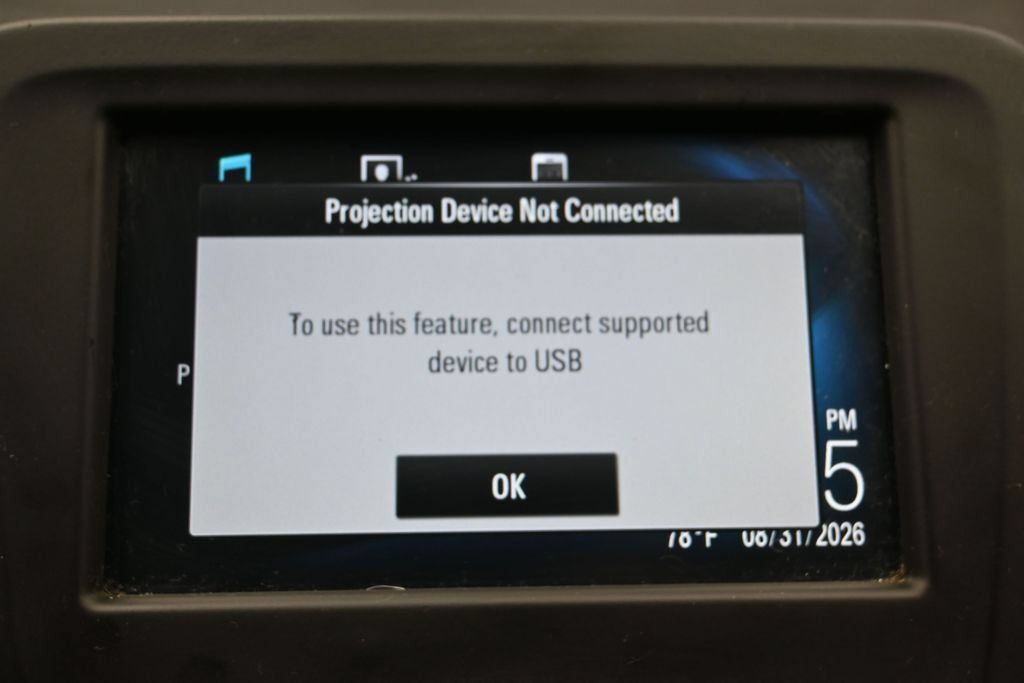 Used 2018 Chevrolet Equinox LS FWD image 31