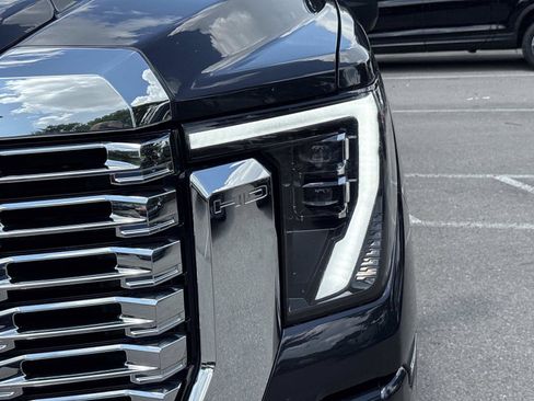 Used 2025 GMC Sierra 2500 Denali w/ LPO, GMC Protection Package AWD/4WD image 12