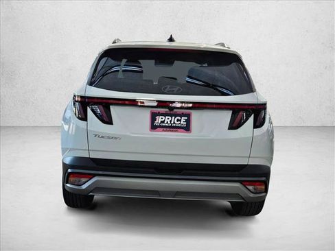 Used 2026 Hyundai Tucson SEL FWD image 6