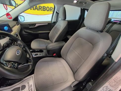 Used 2022 Ford Escape SE w/ Convenience Package AWD/4WD image 11