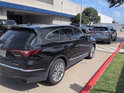 Used 2023 Acura MDX SH-AWD w/ Advance Package image 4