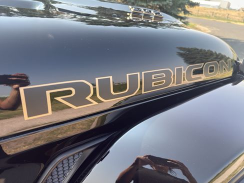 Used 2023 Jeep Wrangler Unlimited Rubicon 392 w/ Xtreme Recon 35" Tire Package image 6