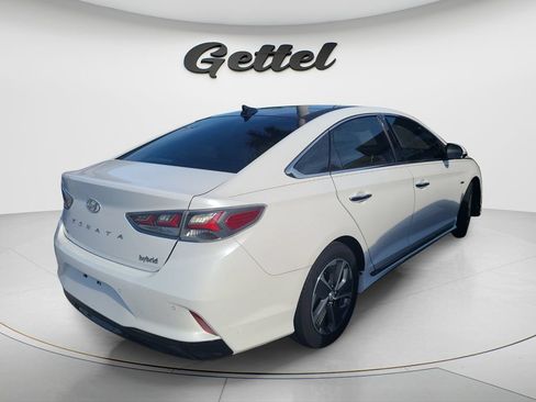 Used 2019 Hyundai Sonata Limited w/ Ultimate Package 02 FWD image 3