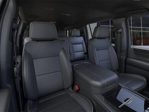 New 2025 GMC Yukon XL Elevation image 16
