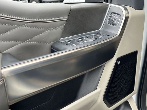 New 2026 Ford F450 Platinum image 15