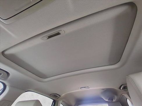 Used 2020 Honda CR-V EX-L image 16