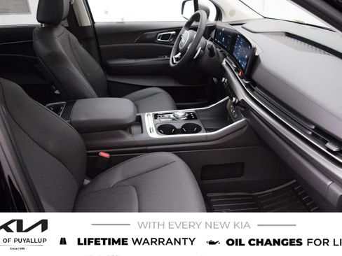 New 2026 Kia Carnival SX w/ SX Dark Edition Package FWD image 16