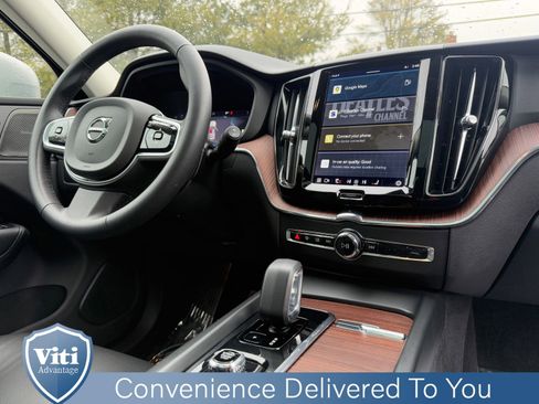 Certified 2023 Volvo XC60 B5 Plus w/ Climate Package image 32