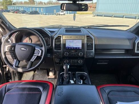 Used 2020 Ford F150 Lariat image 3