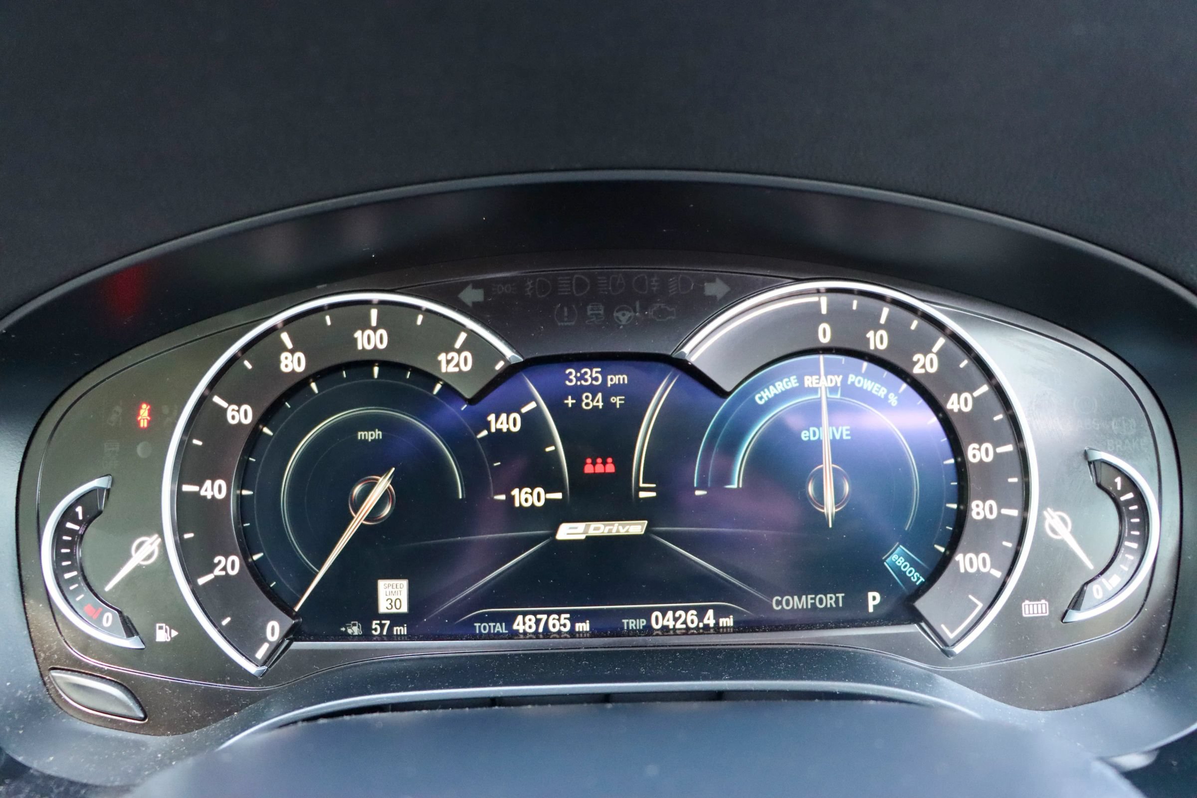 Used 2018 BMW 530e w/ M Sport Package 2 RWD image 32