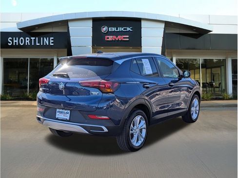 Used 2023 Buick Encore GX Preferred w/ Cold Weather Comfort Package FWD image 3