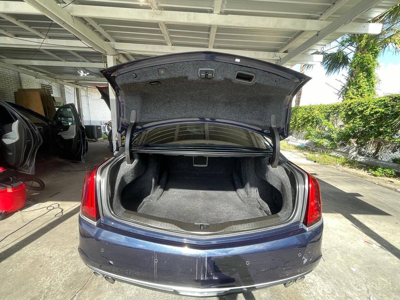 Used 2018 Cadillac CT6 Luxury w/ Active Chassis Package AWD/4WD image 11