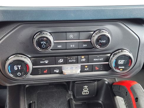 New 2026 Ford Bronco Heritage Edition AWD/4WD image 15