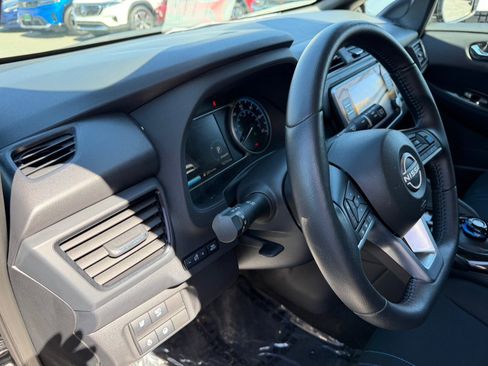Used 2025 Nissan Leaf SV Plus FWD image 11